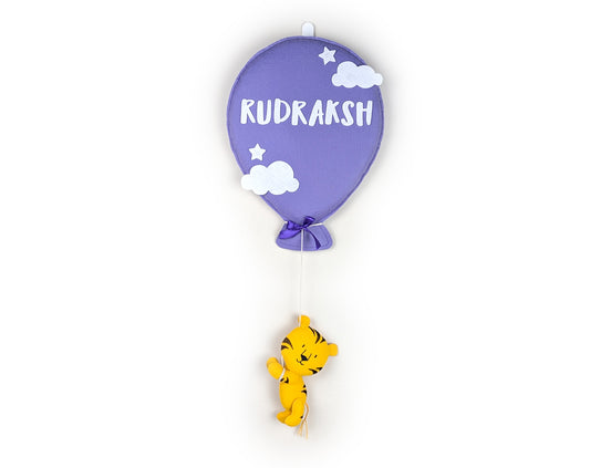 Ballon with Animal Name Hanging