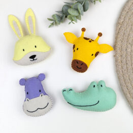 Cute Animal Brooches Set