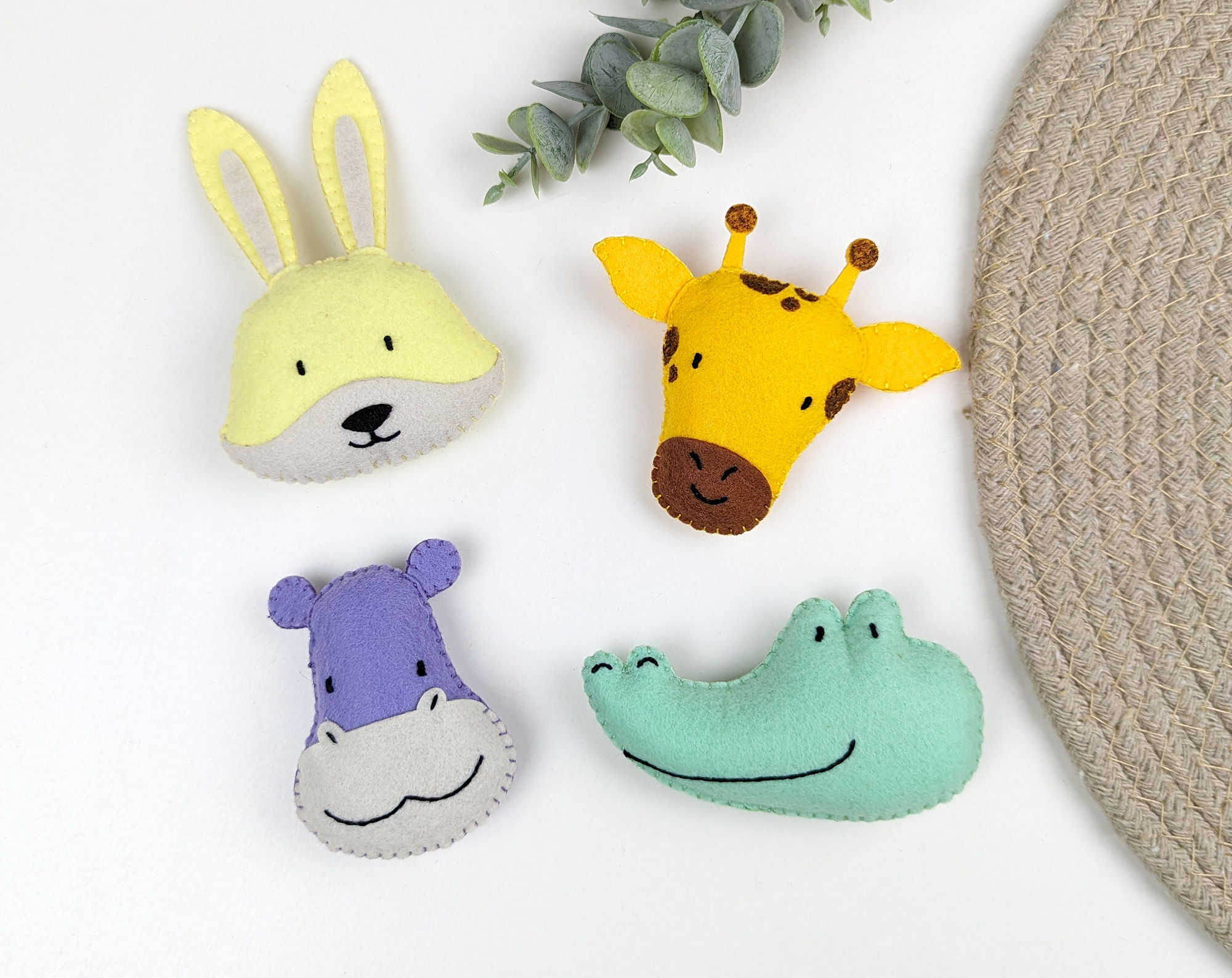 Cute Animal Brooches Set